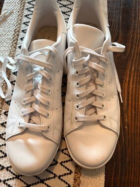 Adidas White Leather men’s Sneakers